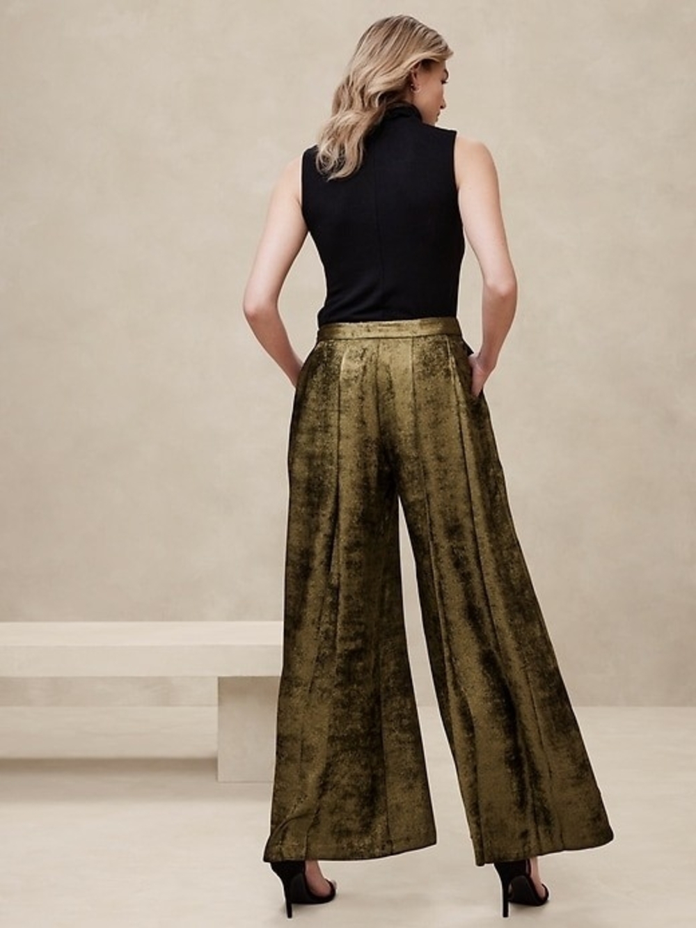 Banana Republic Gold Metallic Wide Leg Palazzo Pants - Picture 2 of 7